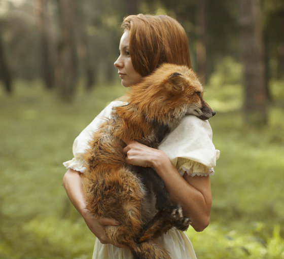 фото с девушка с животными