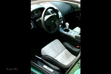 Машина бонда в деле: Aston Martin DBS