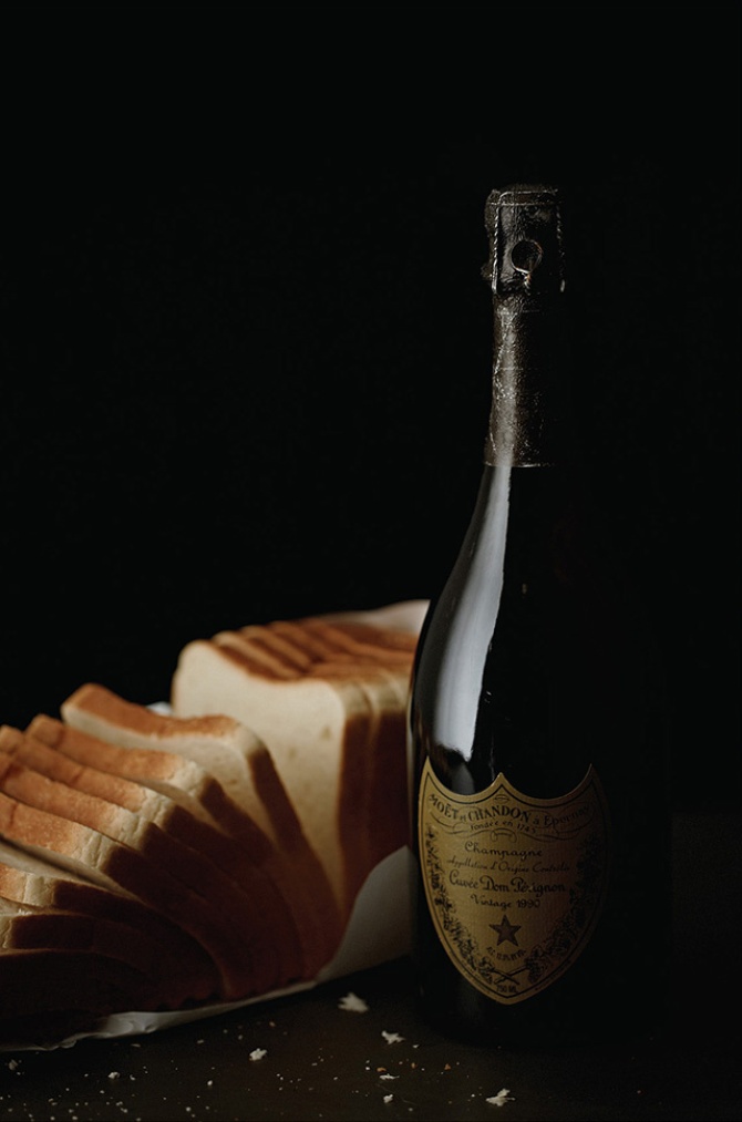 Эксл Роуз: свежий белый хлеб, Dom Perignon.