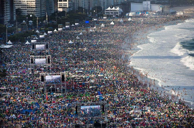 3 млн человек на пляже Копакабана, Рио
