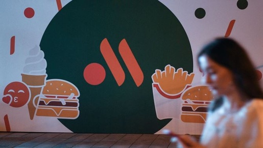 Макдональдс в России получил новое название — «Вкусно и точка»