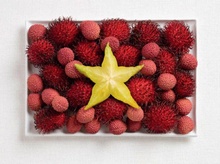 Флаг Вьетнама из рамбутана, личи и звездоплодника. фото 17