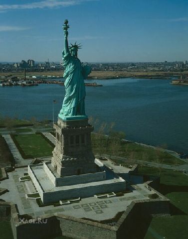 10 самых высоких монументов в мире