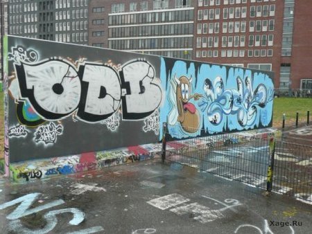 Граффити в Амстердаме