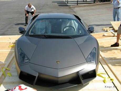 Распаковывая Lamborghini Reventon