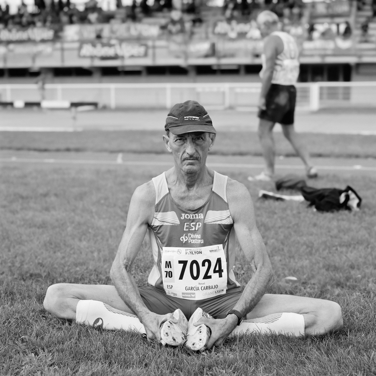 «Победа в гонке против времени» в 17 черно-белых снимков Анджелы Хименес