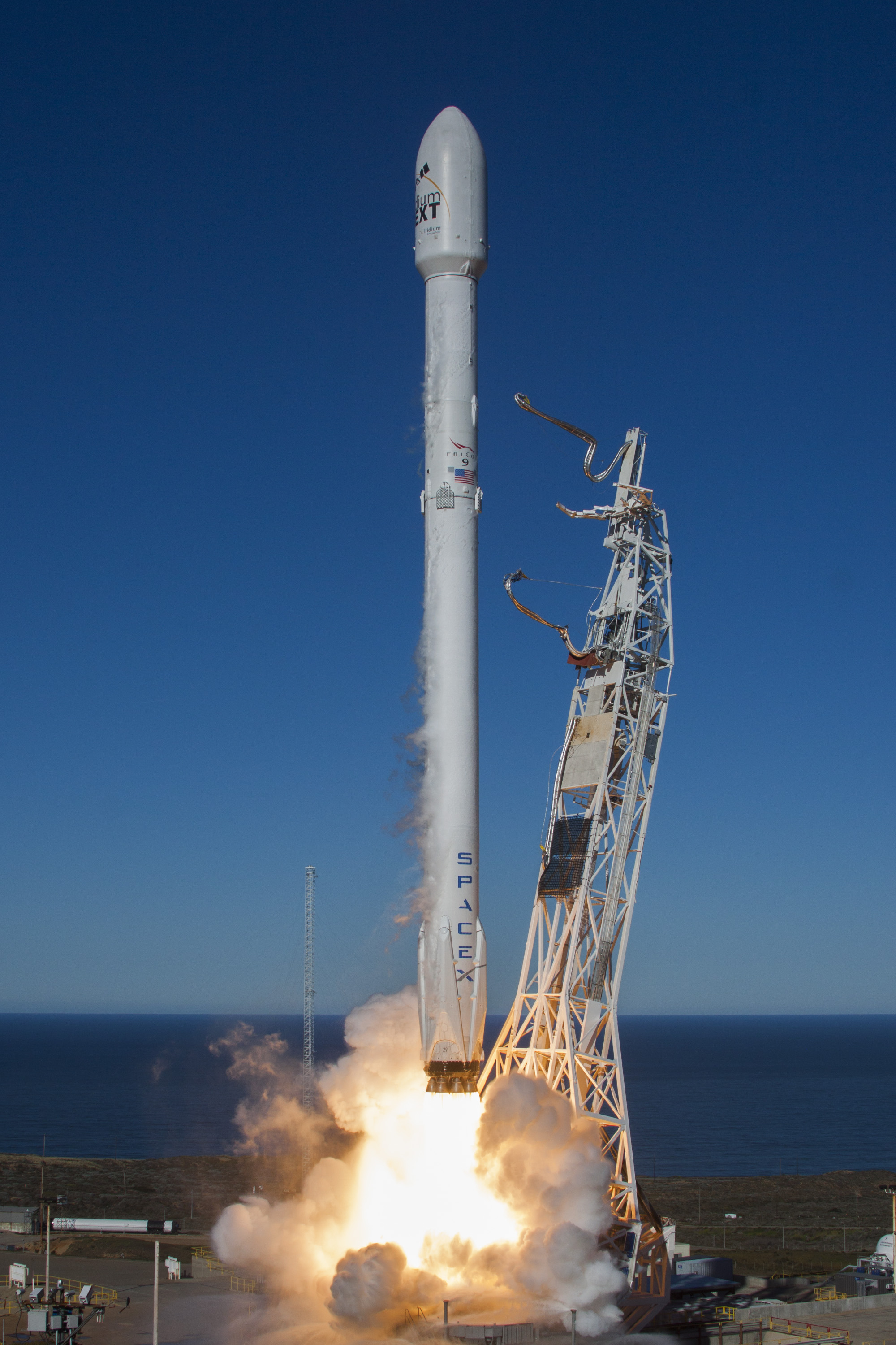 SpaceX опубликовала высококачественные снимки миссии «Иридиум-1»