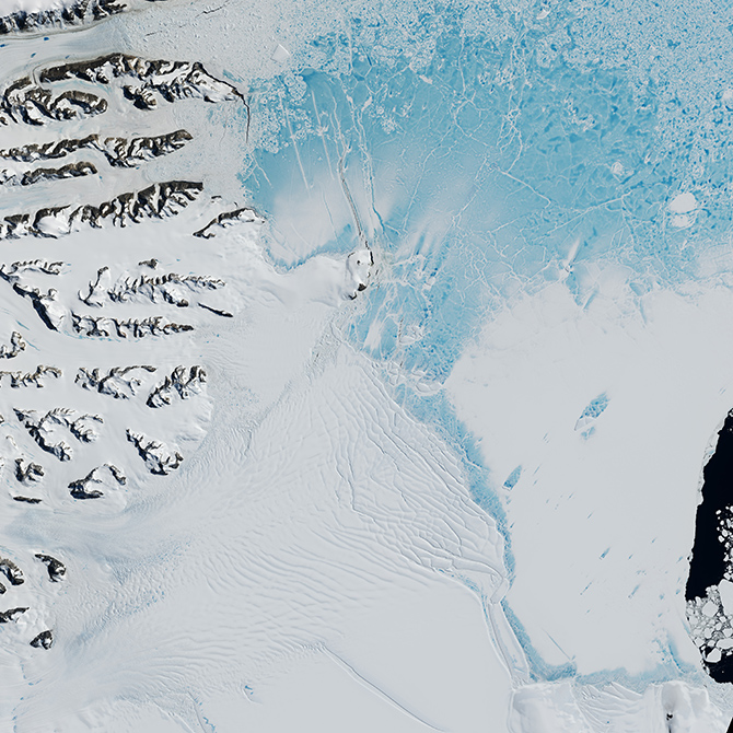 Как глобальное потепление повлияло на шельфовый ледник Ларсена