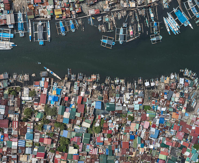 18 аэроснимков одних из самых густонаселенных трущоб в мире