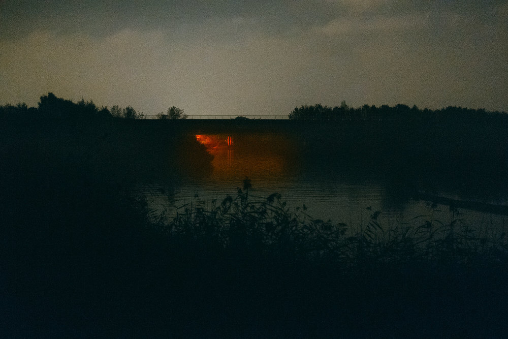 «Темнота на окраине города» в 18 снимках Пьера Путмана