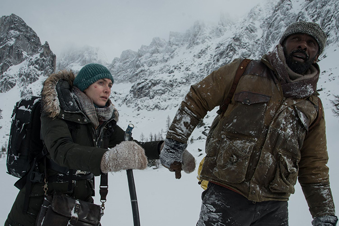 Смотрим трейлер фильма «Между нами горы» с Идрисом Эльбой и Кейт Уинслет