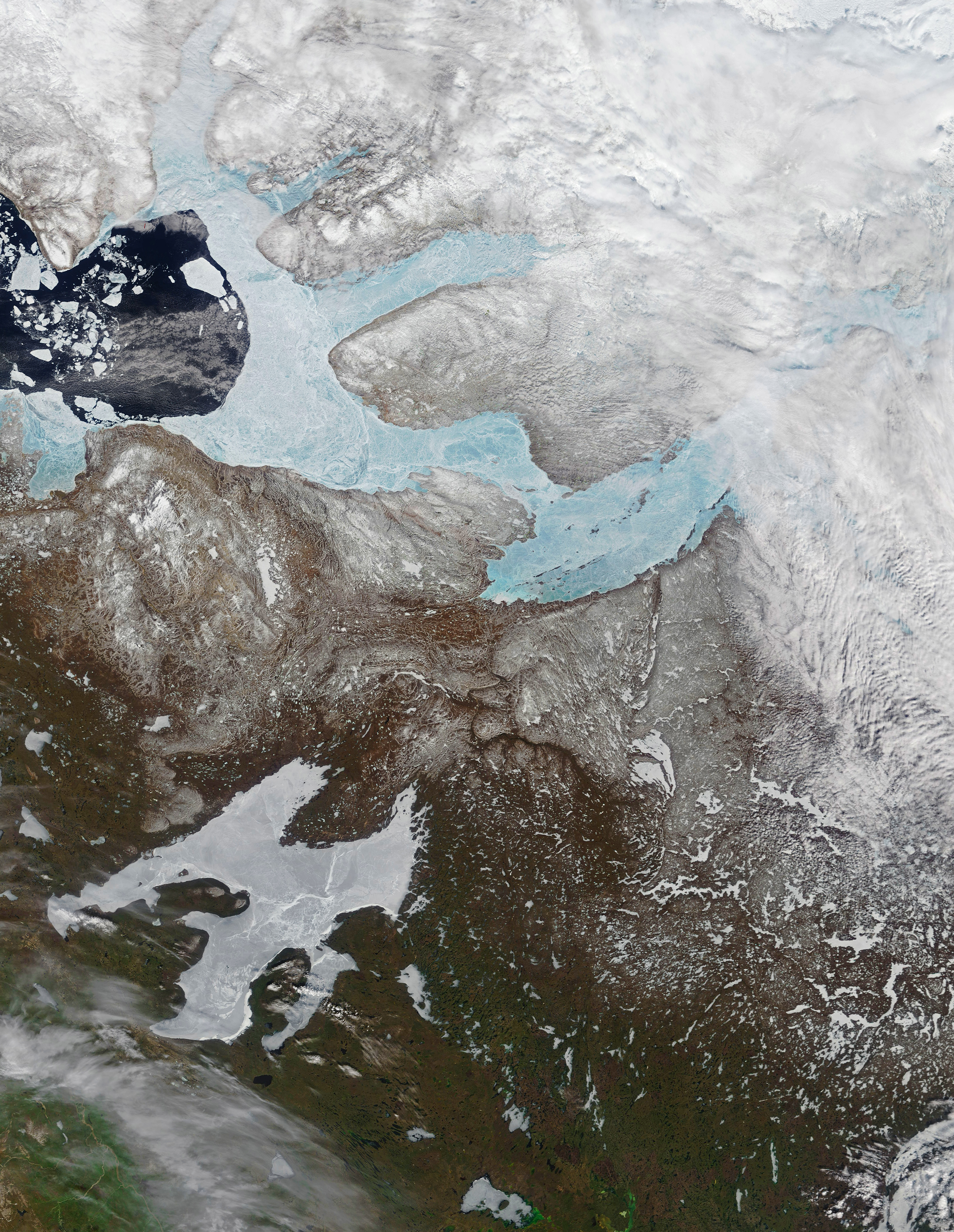 NASA показало важность ледяных озёр и рек на потрясающем снимке из космоса